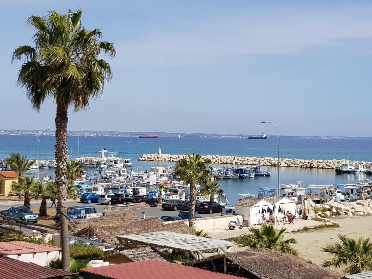 Haig'S Dream Flat On The Beach Larnaca Exterior foto